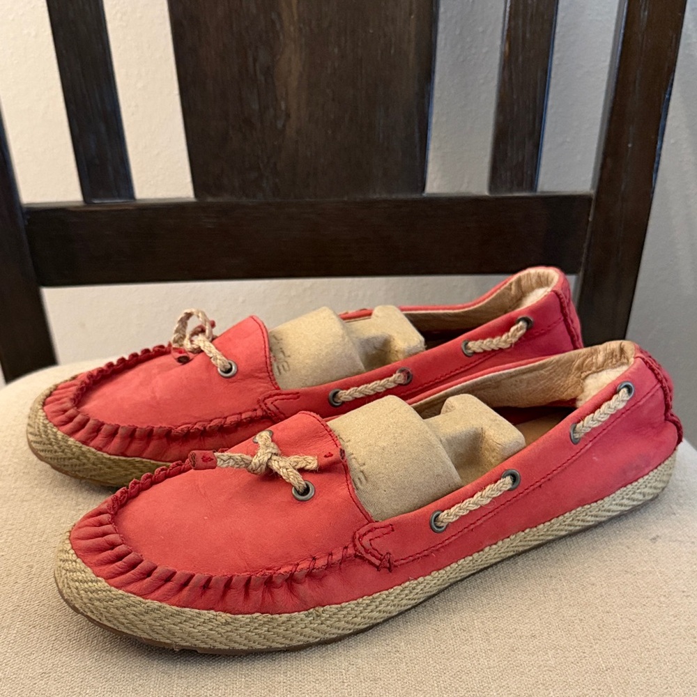 UGG Women’s Chivon Suede Moccasin Loafers Nautical Burnt Red Size 11